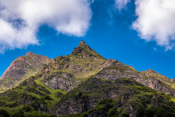 Top avantages de louer une voiture électrique pour vos voyages